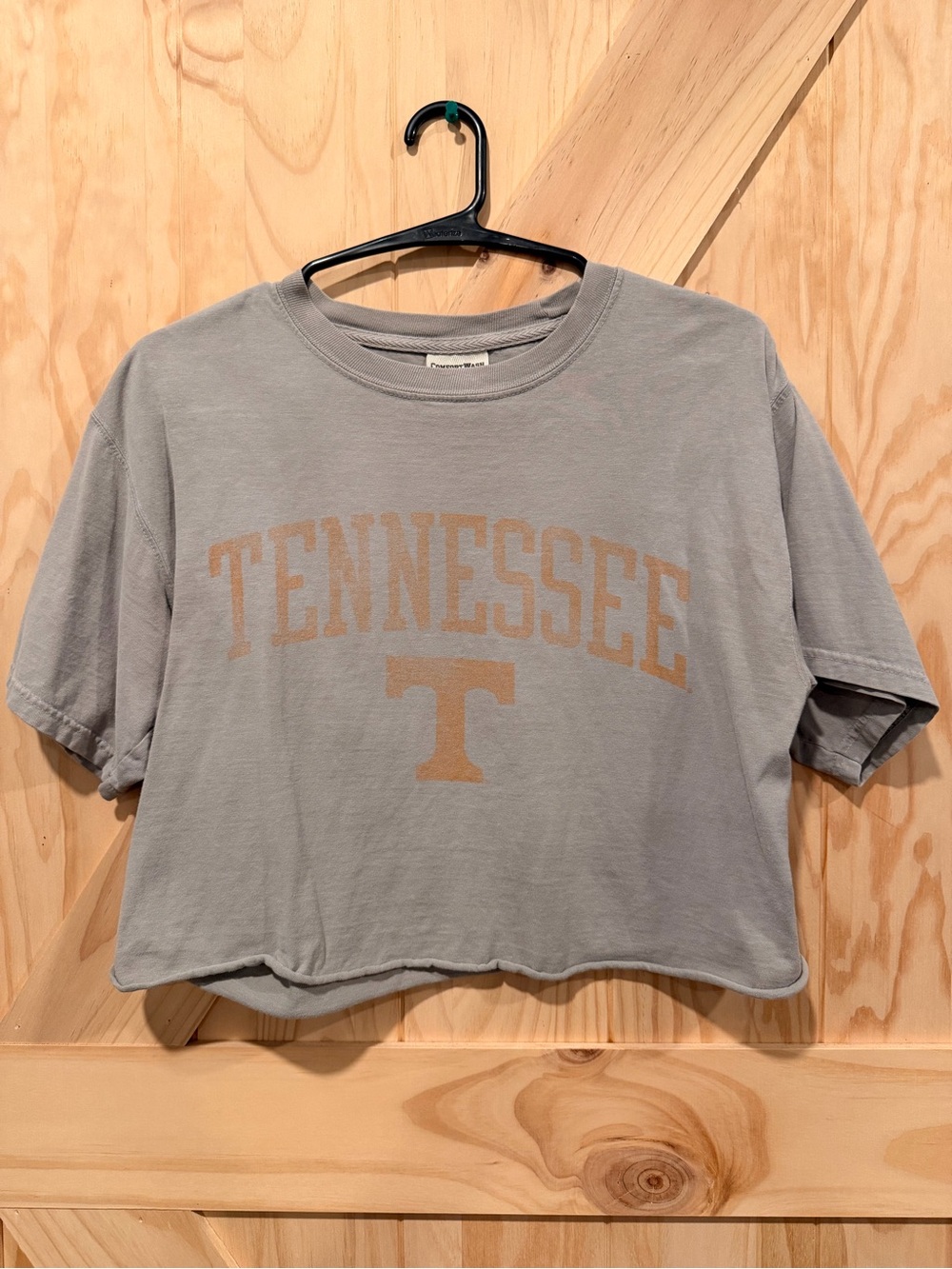 Women’s Medium Tennessee Cropped Tee